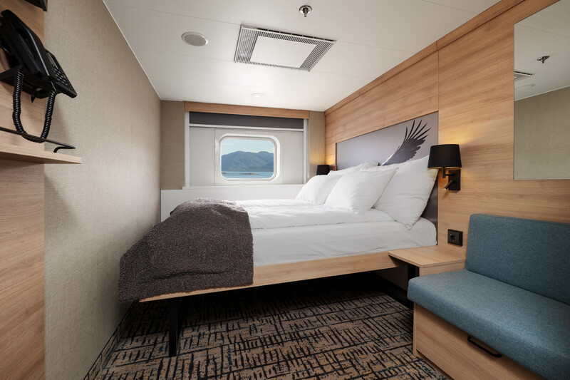Polar Outside | Double on lower deck with window